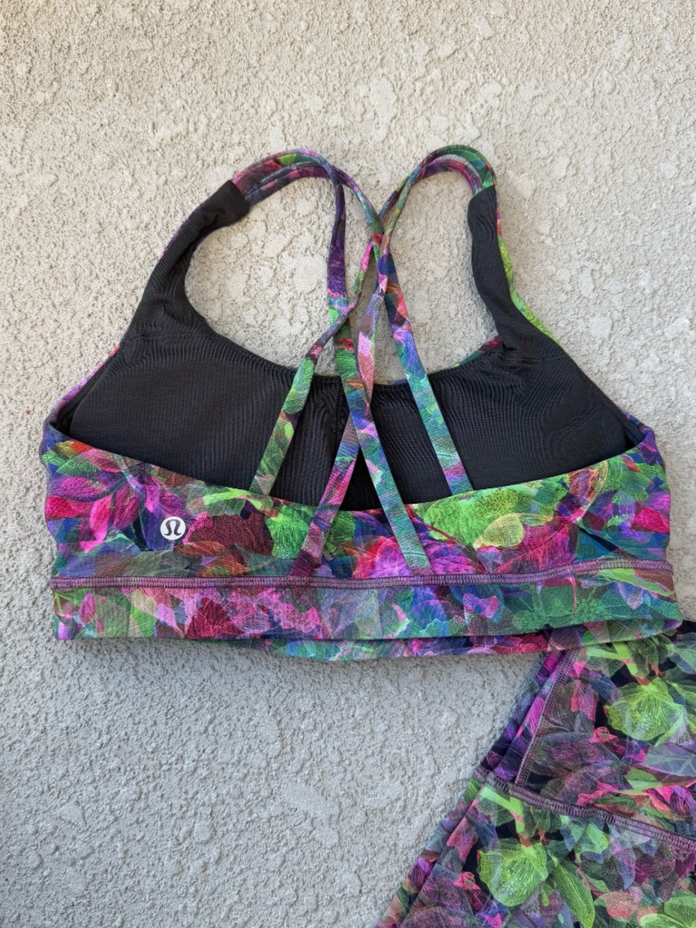 lululemon set size 6/8 - Picture 5 of 10